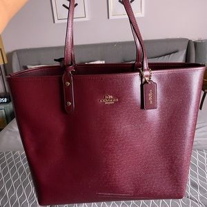 Coach Open Tote bag with wristlet